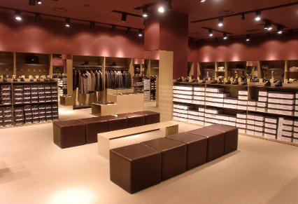 Shop - Mondovicino Factory Outlet Mondovì - Cuneo - 2011